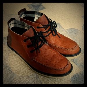 Tom's waterproof chukka boot